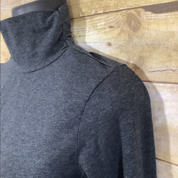 Women’s ambience turtleneck size large - Picture 3 of 5